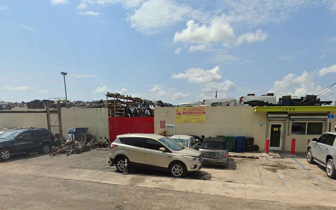 Flamingo Auto at 1150 W Mowry Dr, Homestead, FL 33030