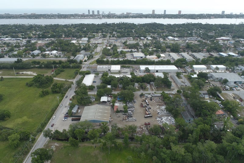 GLE Scrap Metal - Daytona Recycling center at 407 Flomich St