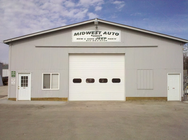 Midwest Jeeps Jeep dealer at 2606 N 2nd St