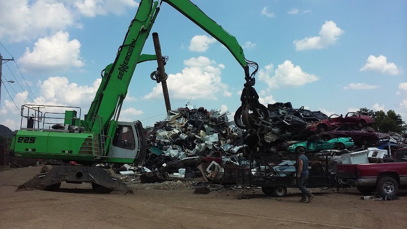 RJ Recycling Recycling center at 300 Kanawha Ave S