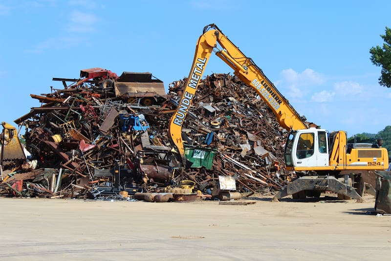 Runde Metal Recycling LLC Scrap metal dealer at 643 Commerce St