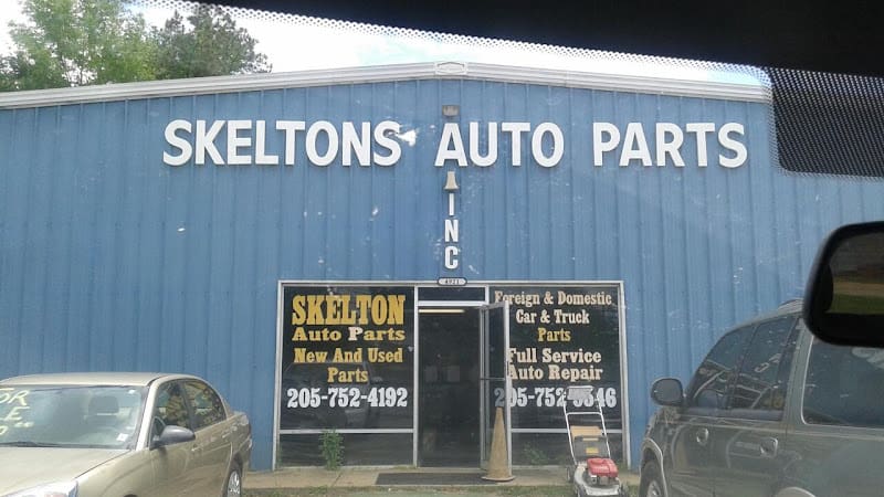 Skelton&apos;s Auto Parts & Garage Auto body shop at 4921 Culver Rd