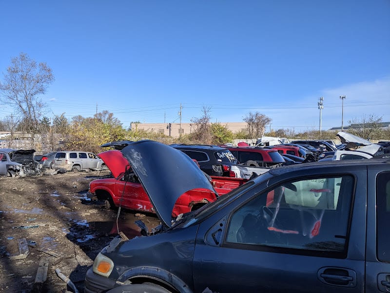 The New Country Auto Parts Salvage yard at 3013 Stanley Ave