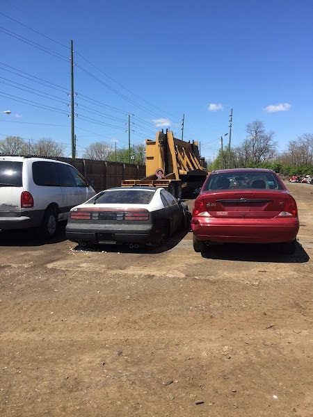 United Auto Sales Junkyard at 3624 Southeastern Ave