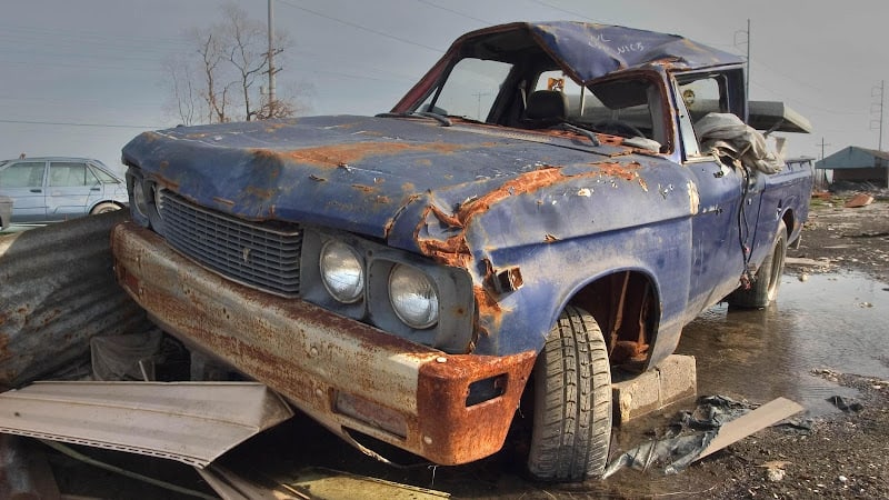 We Buy Junk Cars Macon Georgia Salvage yard at 873 Fort Hill St